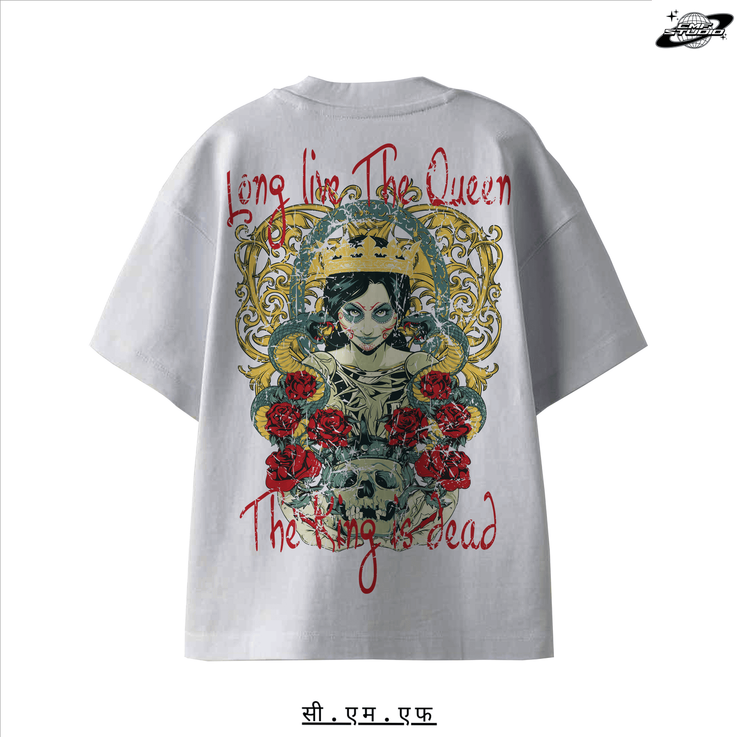 Oversized t-shirt featuring a graphic design with a queen, roses, and text 'Long live The Queen, The King is dead'.